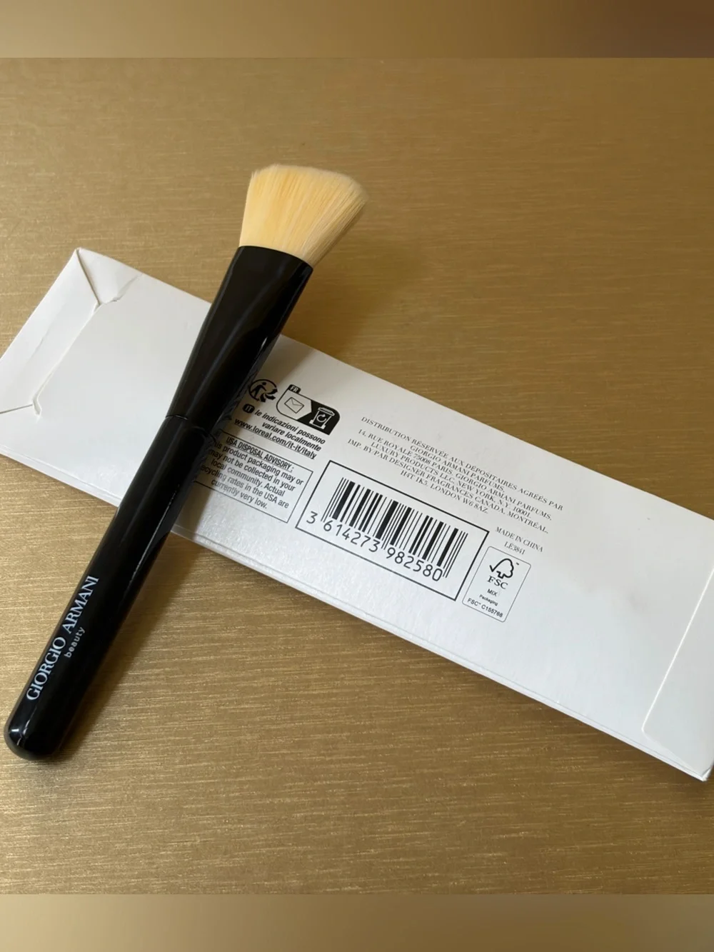 Giorgio Armani Beauty Mini Foundation Makeup Brush 5